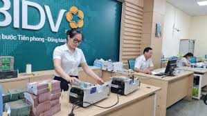 máy đếm tiền ngân hàng bidv