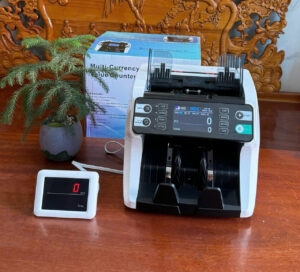 máy đếm tiền glory 886